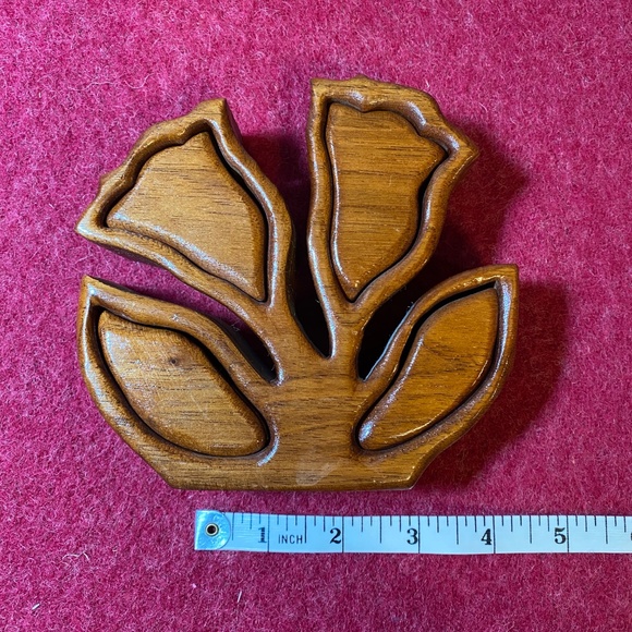 Wooden flower jewelry box or trinket box - Picture 4 of 7